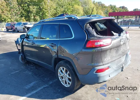 2015 Jeep Cherokee Latitude z USA, uszkodzony, nr VIN 1C4PJMCS2FW571592